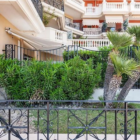 Superbe Studio Avec Terrasse En Front De Mer Menton Exteriör bild