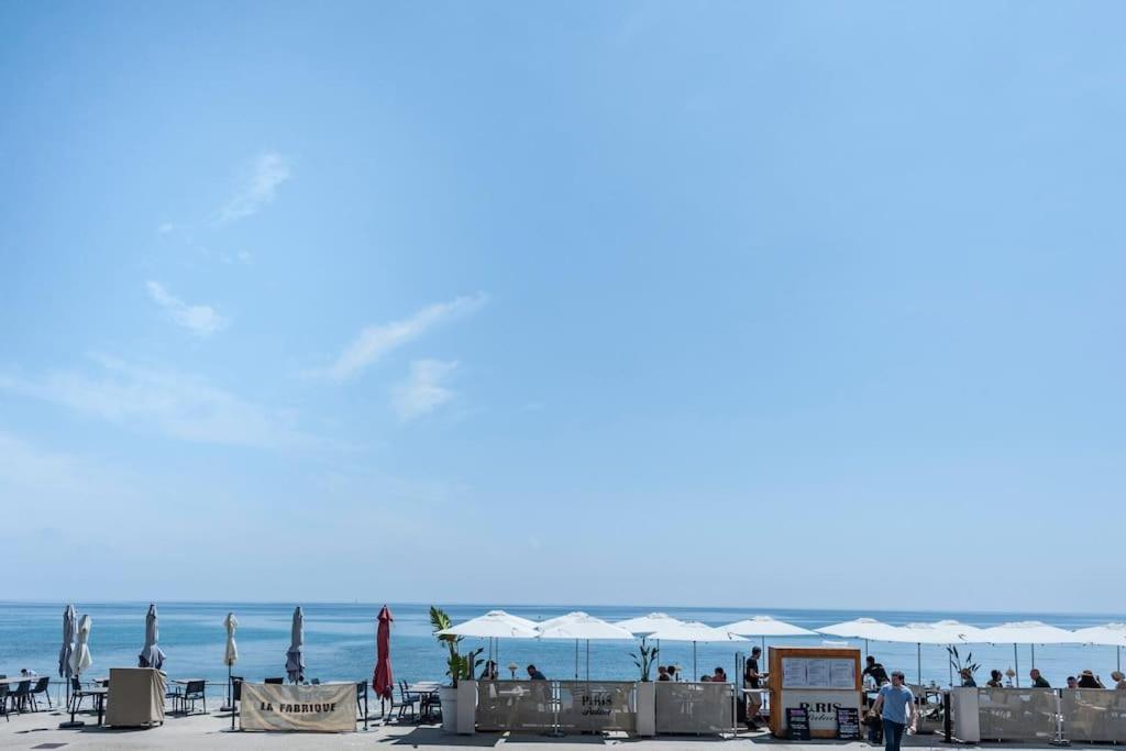 Superbe Studio Avec Terrasse En Front De Mer Menton Exteriör bild